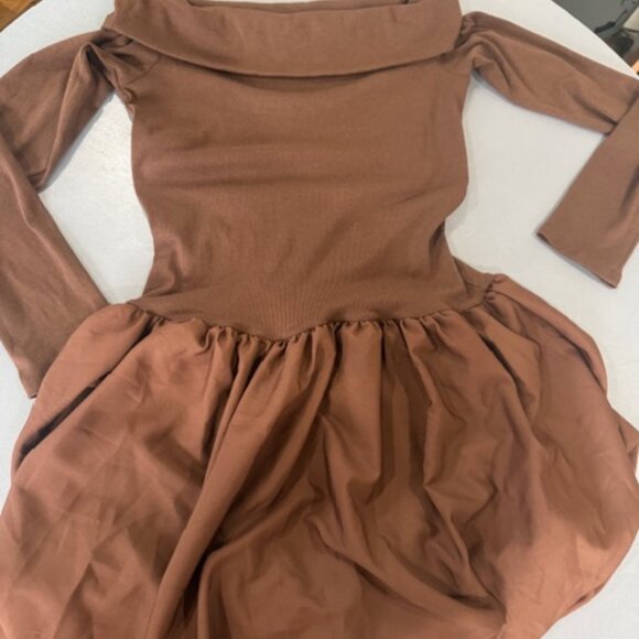 Chocolate Brown Off Shoulder Bubble Hem Mini Dress Size Large Y2K Coquette NWT - Picture 11 of 11